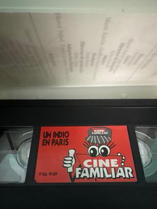 Cinta VHS Un Indio en París Comedia Francesa