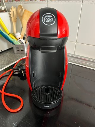 Cafetera Nescafé Dolce Gusto Roja