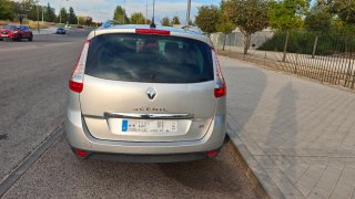 Renault Grand Scenic 2013