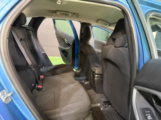 Volvo V40 2015