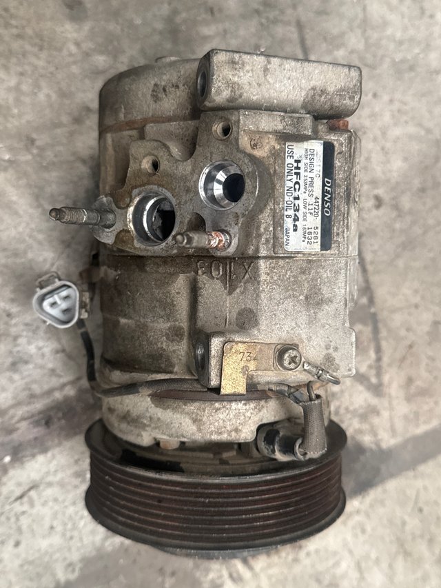 Compresor A/C Denso Toyota KDJ120/RAV4