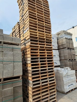 Palets de madera medida 1.20 y 1.17 x 0.93