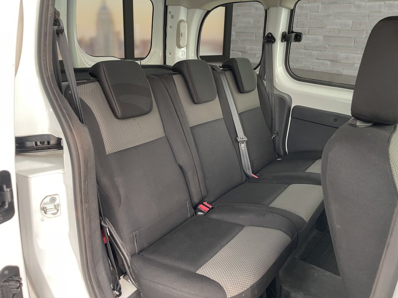 Renault Kangoo 2018, foto 31