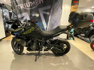 Triumph Tiger Sport 800 Negra y Amarilla
