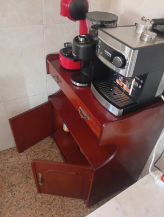 Mueble de madera