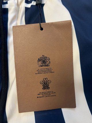 Costume Burberry Size M
