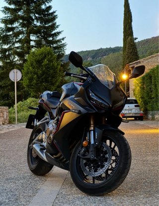 Honda CBR650R 2019 (Sin limitar)