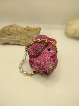 Pulsera Acero Dorado y Perlas Estilo Marinero