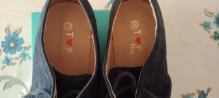 Zapatos azules de ante con cordones