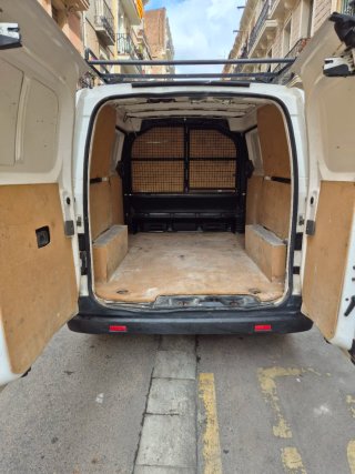 Nissan NV200 2015