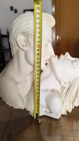 Escultura Pareja Enamorados Maciza