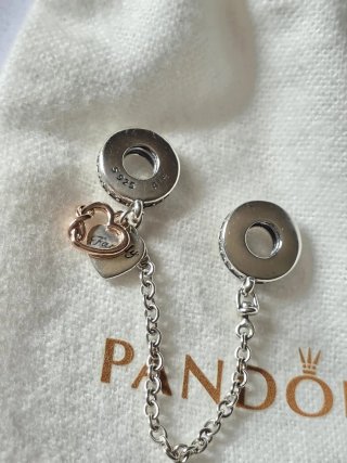 Cierre seguridad Pandora Familia