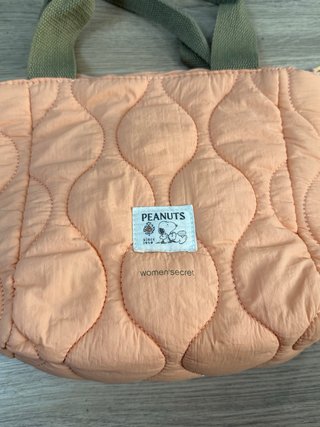 Bolso Peanuts Naranja Acolchado