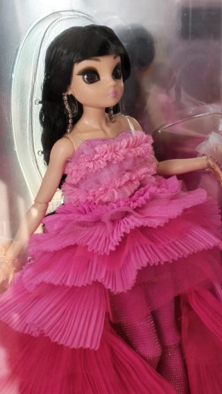 Barbie x noonoouri