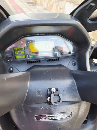 Suzuki Burgman 650 Maxi Scooter Negra