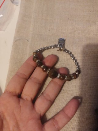 Collar, pendientes y anillo de madera