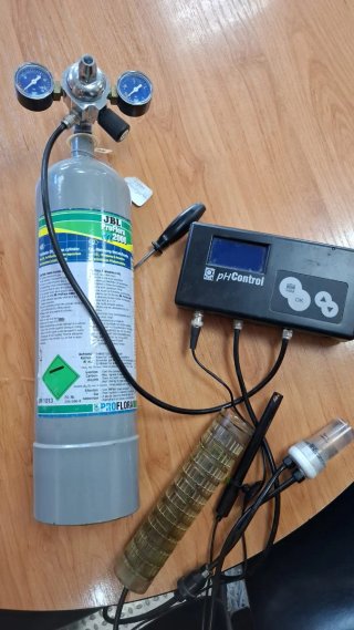 Controlador pHControl y botella