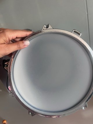 Tambor infantil Sounder con baquetas