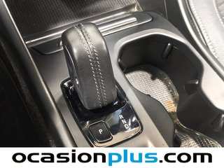 Volvo XC40 T3 Momentum Pro Auto 120 kW (163 CV)