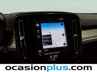 Volvo XC40 T3 Momentum Pro Auto 120 kW (163 CV)