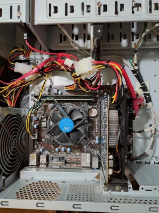 PC Intel i5 GTX 750 8GB DDR4 SSD HDD