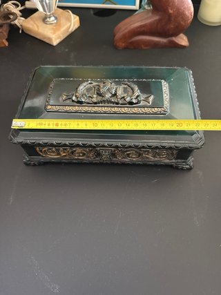 Cofre joyero vintage verde y dorado