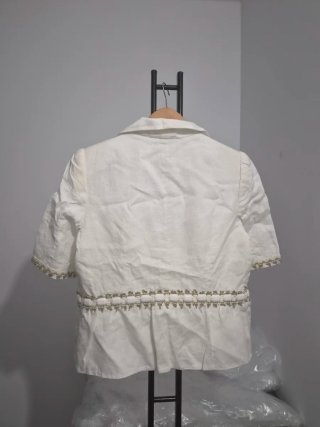 Blazer NISSA blanco corto con adornos