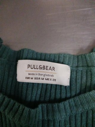 Jersey PULL&BEAR verde talla S