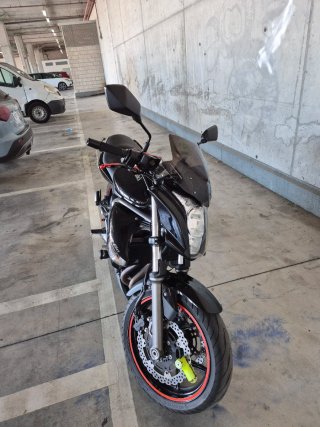 Kawasaki ER6N 2010 Negra