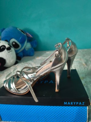 Zapatos de tacón Marypaz plateados, talla 38