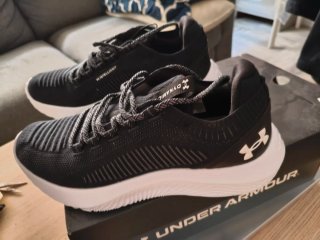 Zapatillas Under Armour Negras Talla 42.5