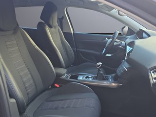 Peugeot 308 5p Allure 1.6 BlueHDi 88KW (120CV)