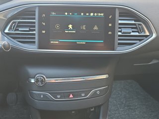 Peugeot 308 5p Allure 1.6 BlueHDi 88KW (120CV)