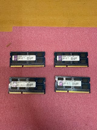 4x Kingston 4GB DDR3 1600MHz SODIMM RAM