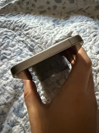iPhone 16 Pro Max Titanio Natural