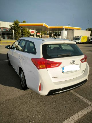 Toyota Auris touring sport