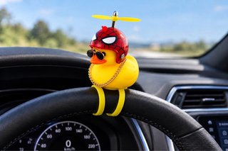 Pato con Casco Spiderman para Bici/Coche/Moto/Pati