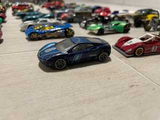 Lote de Carros Hot Wheels Variados