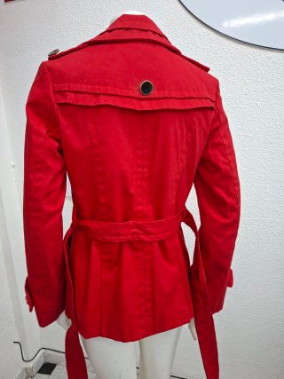 Chaqueta corta roja
