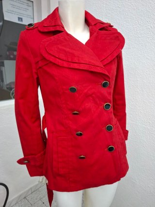 Chaqueta corta roja