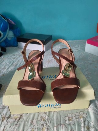 Sandalias tacón Marypaz marrones talla 37