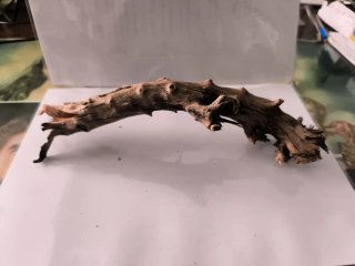 Tronco de madera para acuario