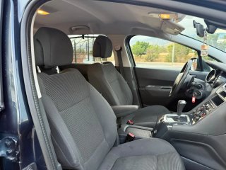 Peugeot 5008 2014