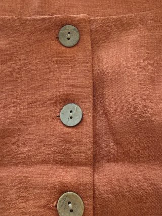 Conjunto de pantalón y chaleco naranja