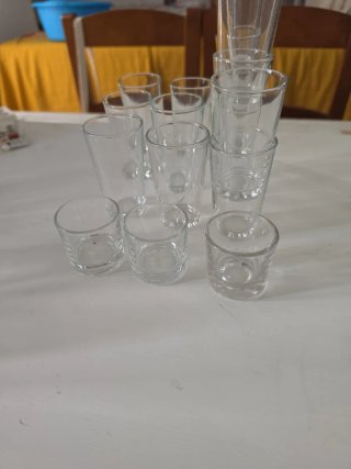 Lote vasos pequeños y de chupito