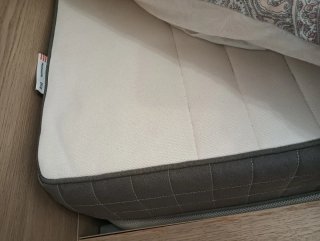 Cama Ikea Malm con 2 cajones y colchón