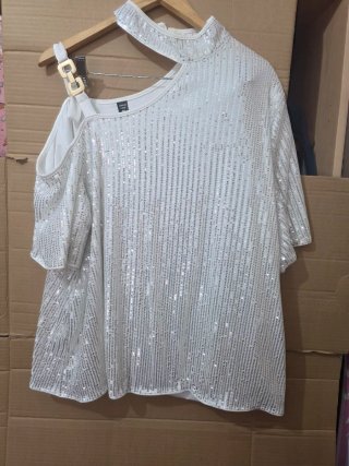Top lentejuelas SHEIN blanco y plateado
