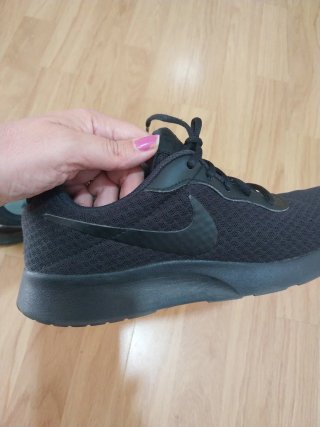 Botines Nike Negros para hombre o mujer