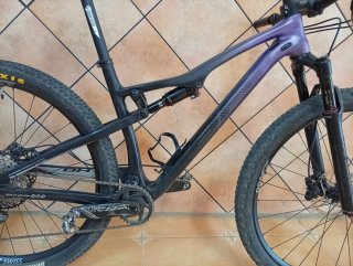 Bicicleta Montaña Carbono Doble Suspensión