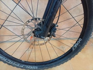 Bicicleta Montaña Carbono Doble Suspensión